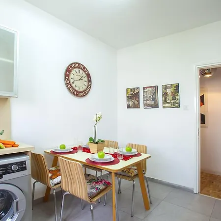 Appartement Omerou *